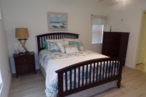 Villa ou maison à louer à Punta Gorda, Floride: 2 chambres, 134.8 m2 № 2108323 - photo 8