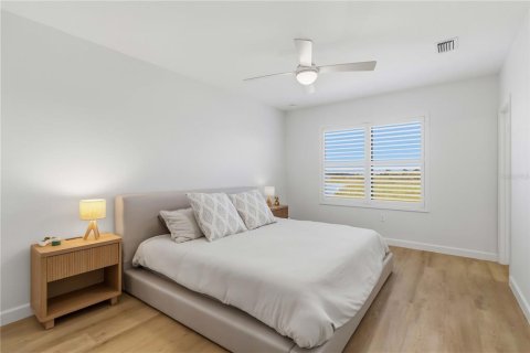 Townhouse in Sarasota, Florida 3 bedrooms, 151.99 sq.m. № 2391555 - photo 10