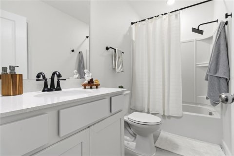 Townhouse in Sarasota, Florida 3 bedrooms, 151.99 sq.m. № 2391555 - photo 12
