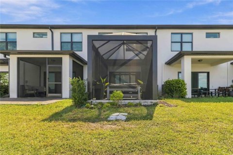 Townhouse in Sarasota, Florida 3 bedrooms, 151.99 sq.m. № 2391555 - photo 6