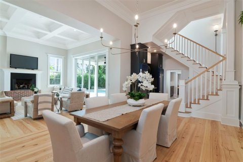 House in Tampa, Florida 5 bedrooms, 691.01 sq.m. № 2395893 - photo 19