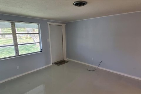 House in Sarasota, Florida 2 bedrooms, 75.25 sq.m. № 1913947 - photo 7