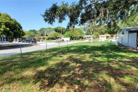 House in Sarasota, Florida 2 bedrooms, 75.25 sq.m. № 1913947 - photo 10