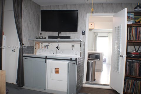 House in Boynton Beach, Florida 2 bedrooms, 132.66 sq.m. № 2074916 - photo 28