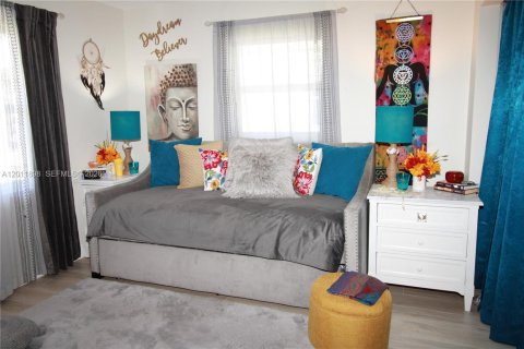 House in Boynton Beach, Florida 2 bedrooms, 132.66 sq.m. № 2074916 - photo 12
