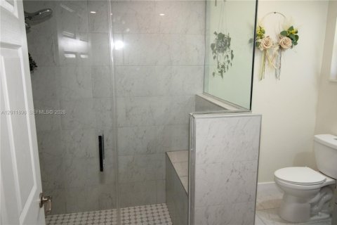 House in Boynton Beach, Florida 2 bedrooms, 132.66 sq.m. № 2074916 - photo 15
