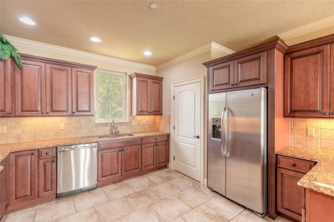 Condo in Port Orange, Florida, 4 bedrooms  № 2128999 - photo 14