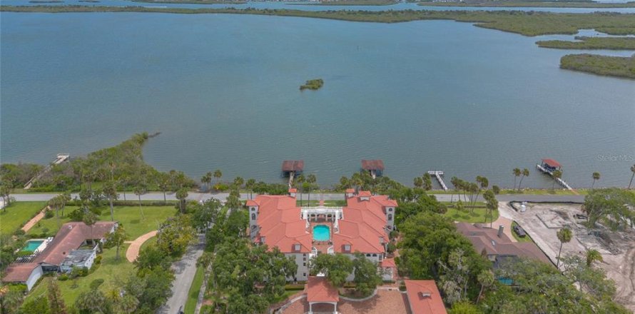 Condo in Port Orange, Florida, 4 bedrooms  № 2128999