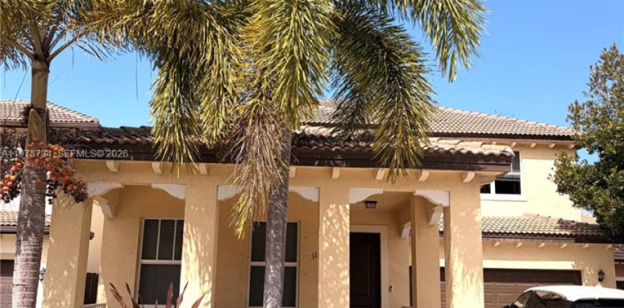 Дом в Хомстед, Флорида 4 спальни, 232.16м2 № 2033347