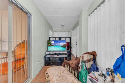 Casa en venta en Sunrise, Florida, 4 dormitorios, 191.84 m2 № 2074988 - foto 22