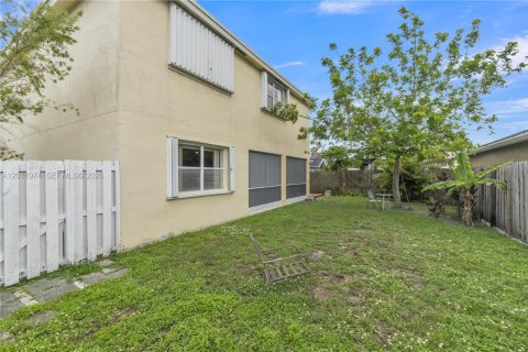 Casa en venta en Sunrise, Florida, 4 dormitorios, 191.84 m2 № 2074988 - foto 28