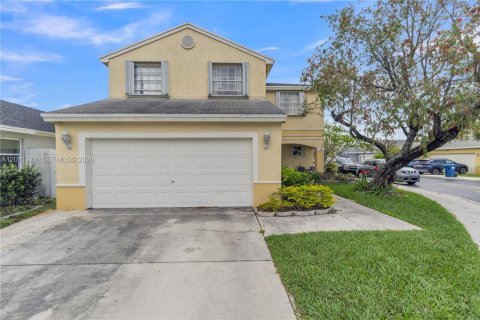 Casa en Sunrise, Florida 4 dormitorios, 191.84 m2 № 2074988