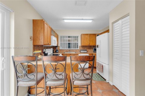 Casa en venta en Sunrise, Florida, 4 dormitorios, 191.84 m2 № 2074988 - foto 3