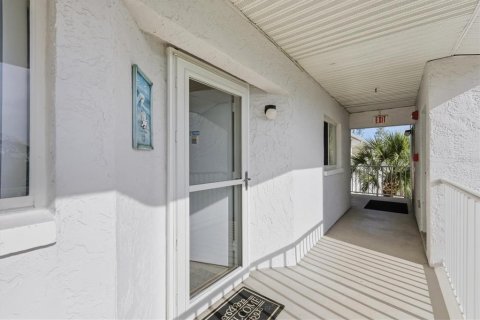Купить кондоминиум в Энглвуд, Флорида 5 комнат, 101.54м2, № 2093810 - фото 3