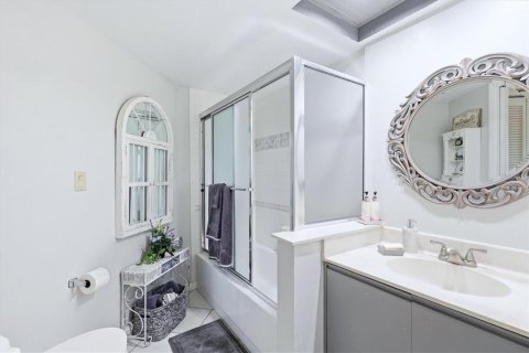 Купить кондоминиум в Энглвуд, Флорида 5 комнат, 101.54м2, № 2093810 - фото 20