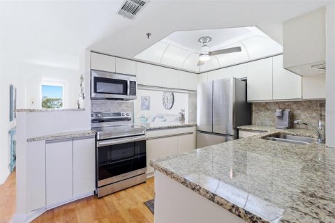 Купить кондоминиум в Энглвуд, Флорида 5 комнат, 101.54м2, № 2093810 - фото 13