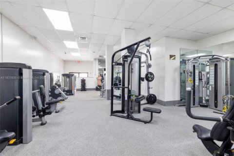 Снять в аренду кондоминиум в Холливуд, Флорида 2 спальни, 123.93м2, № 1975040 - фото 21