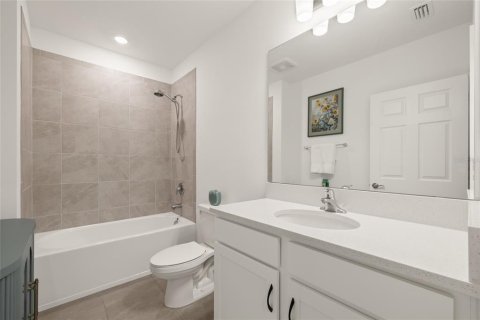 House in Parrish, Florida 3 bedrooms, 178.19 sq.m. № 2393435 - photo 20