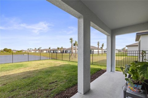 House in Parrish, Florida 3 bedrooms, 178.19 sq.m. № 2393435 - photo 27
