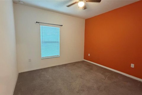House in Spring Hill, Florida 4 bedrooms, 194.91 sq.m. № 2377679 - photo 10