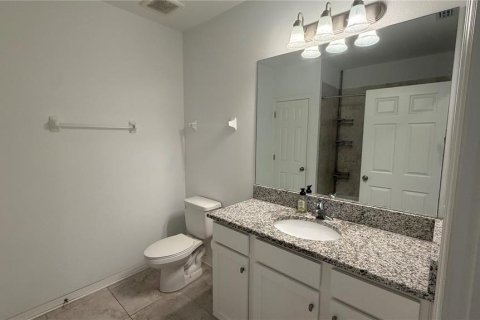 House in Spring Hill, Florida 4 bedrooms, 194.91 sq.m. № 2377679 - photo 13