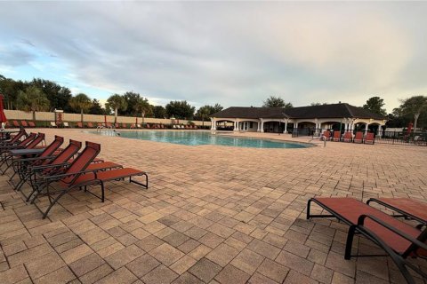 House in Spring Hill, Florida 4 bedrooms, 194.91 sq.m. № 2377679 - photo 20
