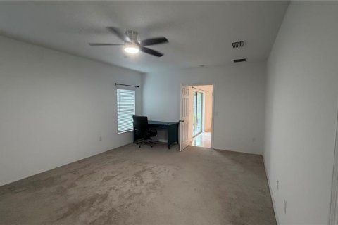 House in Spring Hill, Florida 4 bedrooms, 194.91 sq.m. № 2377679 - photo 7