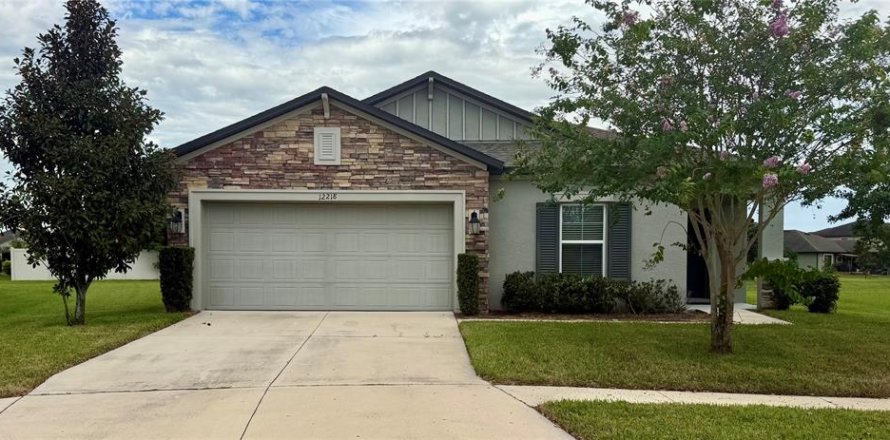 House in Spring Hill, Florida 4 bedrooms, 194.91 sq.m. № 2377679