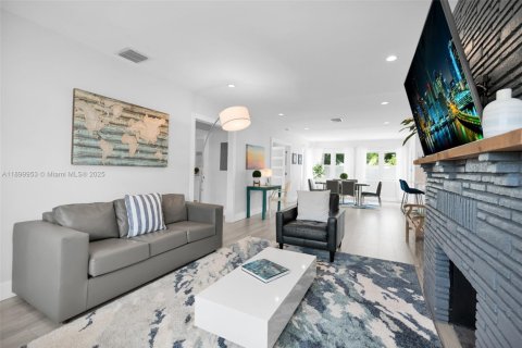 Villa ou maison à vendre à Fort Lauderdale, Floride: 3 chambres, 124.3 m2 № 1951631 - photo 24