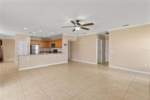 Villa ou maison à vendre à Kissimmee, Floride: 4 chambres, 264.49 m2 № 1628996 - photo 10