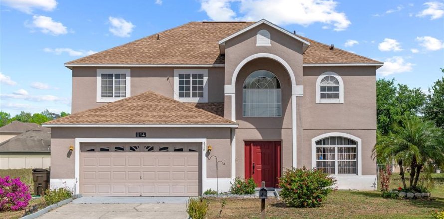Villa ou maison à Kissimmee, Floride 4 chambres, 264.49 m2 № 1628996
