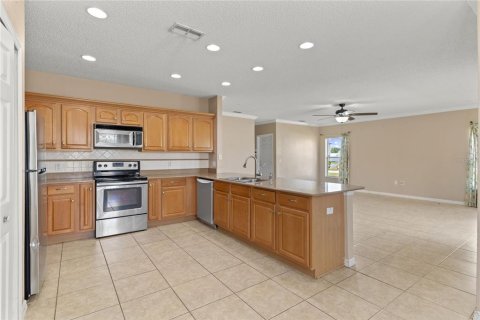 Villa ou maison à vendre à Kissimmee, Floride: 4 chambres, 264.49 m2 № 1628996 - photo 13