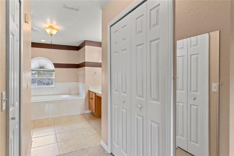 Villa ou maison à vendre à Kissimmee, Floride: 4 chambres, 264.49 m2 № 1628996 - photo 22