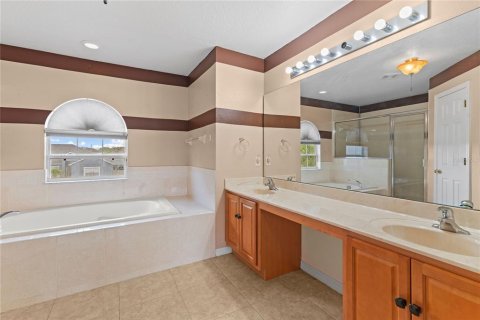 Villa ou maison à vendre à Kissimmee, Floride: 4 chambres, 264.49 m2 № 1628996 - photo 24
