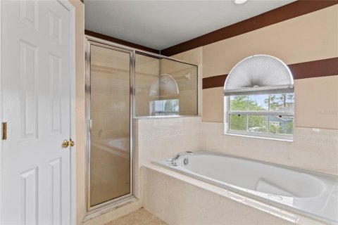 Villa ou maison à vendre à Kissimmee, Floride: 4 chambres, 264.49 m2 № 1628996 - photo 25