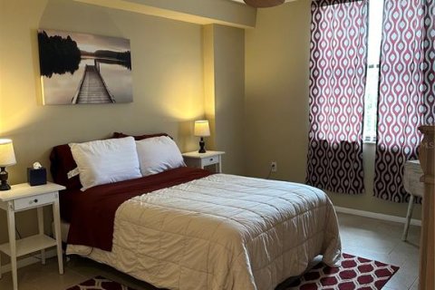 Condo in Clearwater, Florida, 1 bedroom  № 1846989 - photo 13
