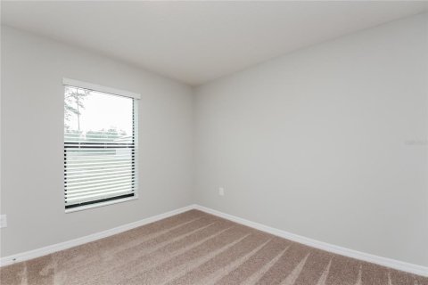 House in Poinciana, Florida 4 bedrooms, 176.79 sq.m. № 1841929 - photo 12