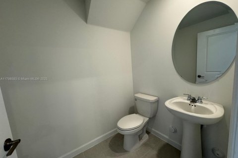 Villa ou maison à louer à Pembroke Pines, Floride: 3 chambres, 166.02 m2 № 1943005 - photo 10