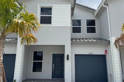 Villa ou maison à louer à Pembroke Pines, Floride: 3 chambres, 166.02 m2 № 1943005 - photo 2