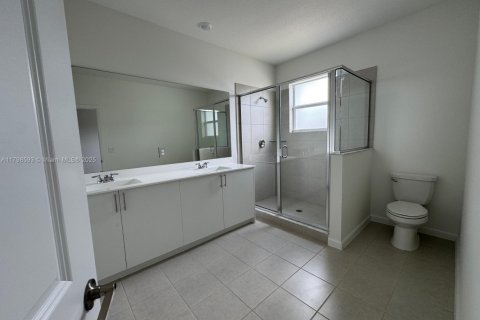 Villa ou maison à louer à Pembroke Pines, Floride: 3 chambres, 166.02 m2 № 1943005 - photo 9
