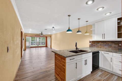 Copropriété à vendre à Delray Beach, Floride: 2 chambres, 100.71 m2 № 2261898 - photo 4