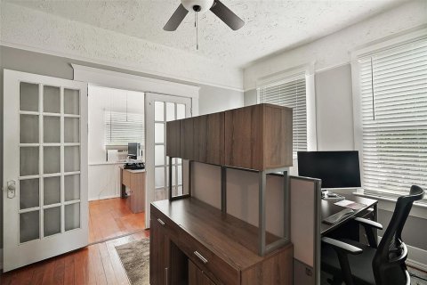 Купить коммерческую недвижимость в Юстис, Флорида 221.66м2, № 1774865 - фото 26