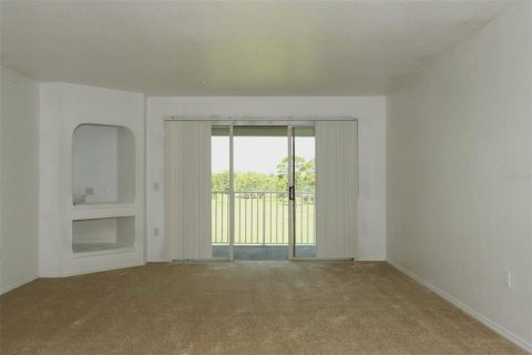 Condominio en alquiler en Orlando, Florida, 2 dormitorios, 136.19 m2 № 1880853 - foto 5