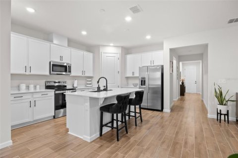 Casa en venta en Eagle Lake, Florida, 3 dormitorios, 167.87 m2 № 1913403 - foto 3