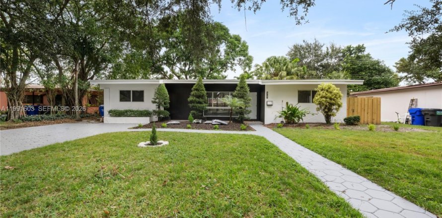 Casa en Hollywood, Florida 3 dormitorios, 148.74 m2 № 2055580