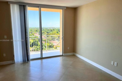 Condo in Miami, Florida, 2 bedrooms  № 2262812 - photo 19