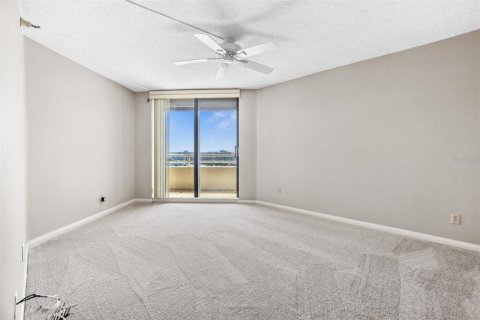 Condominio en alquiler en Saint Petersburg, Florida, 2 dormitorios, 137.12 m2 № 1510762 - foto 6