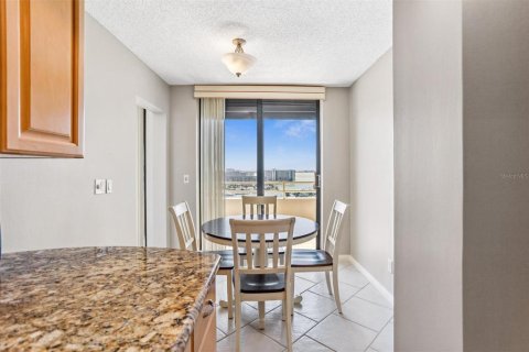 Condominio en alquiler en Saint Petersburg, Florida, 2 dormitorios, 137.12 m2 № 1510762 - foto 26