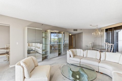 Condominio en alquiler en Saint Petersburg, Florida, 2 dormitorios, 137.12 m2 № 1510762 - foto 21