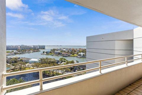 Condominio en alquiler en Saint Petersburg, Florida, 2 dormitorios, 137.12 m2 № 1510762 - foto 11
